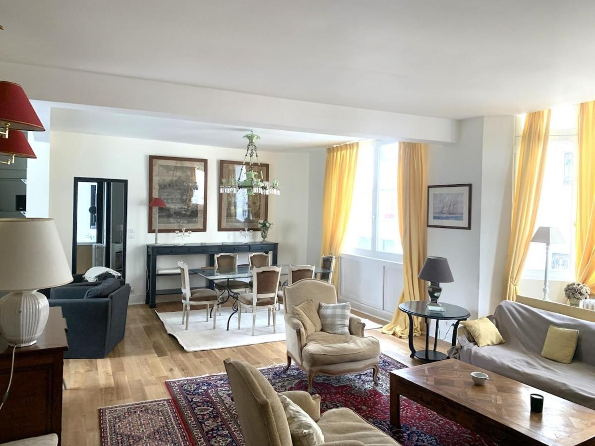 15, Beautiful 3 Bedrooms Parigi